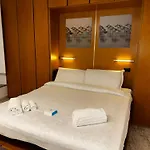 Apartment Centre Ancient Heart Como